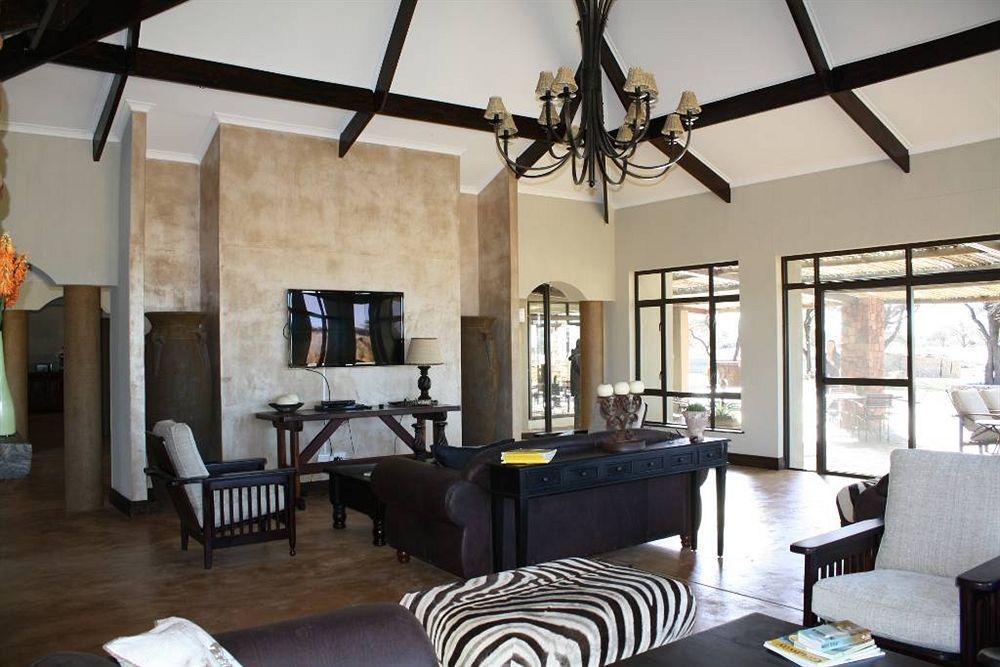 Otjiwa Safari Lodge Otjiwarongo Zewnętrze zdjęcie