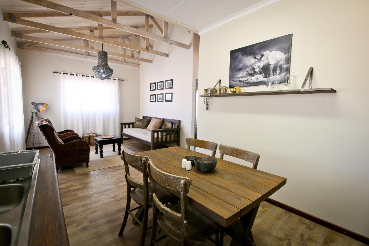 Otjiwa Safari Lodge Otjiwarongo Zewnętrze zdjęcie