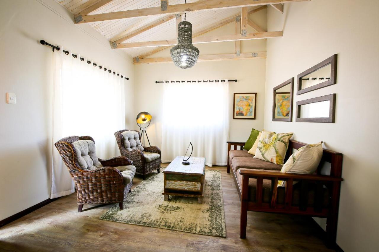 Otjiwa Safari Lodge Otjiwarongo Zewnętrze zdjęcie