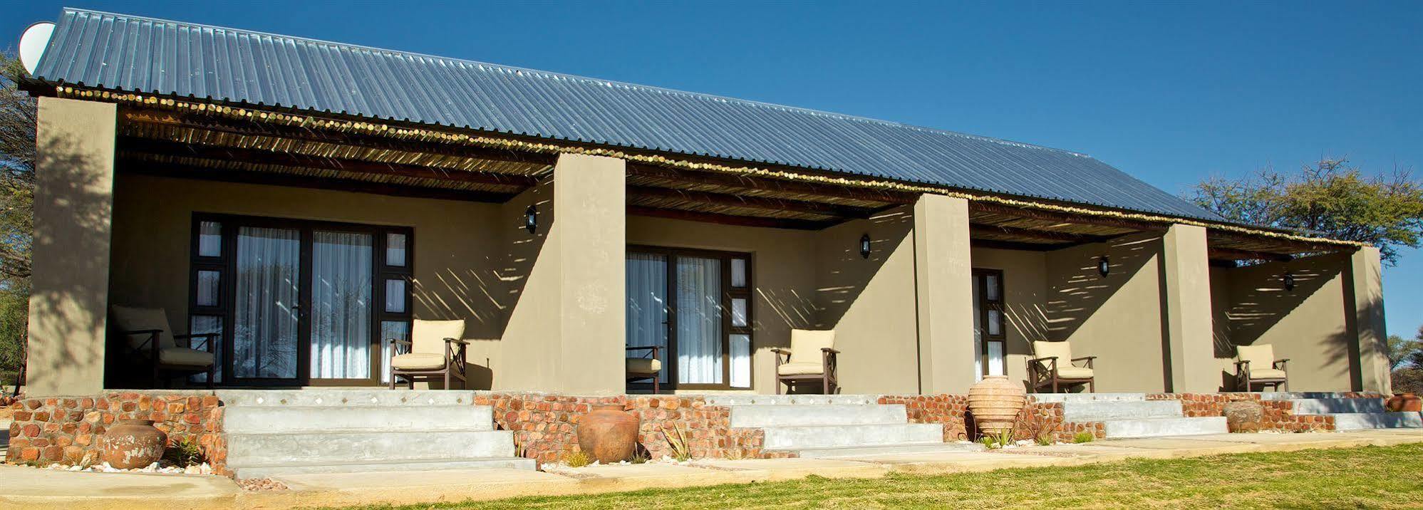 Otjiwa Safari Lodge Otjiwarongo Zewnętrze zdjęcie