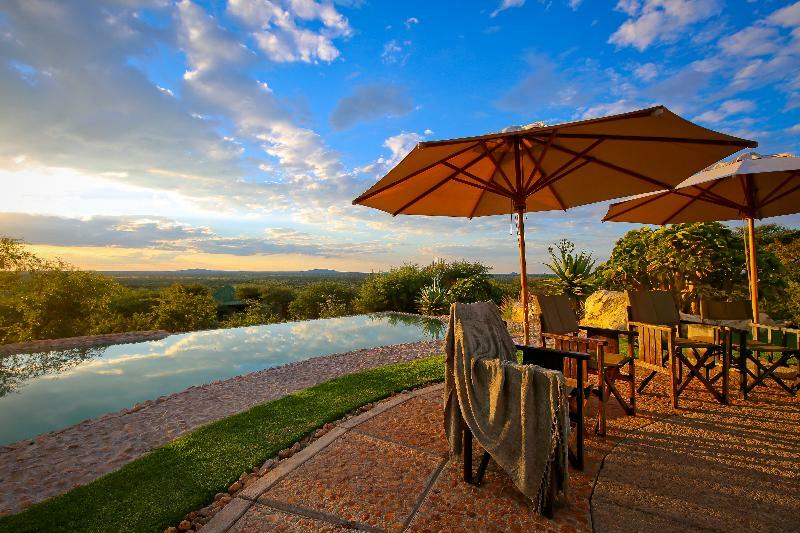 Otjiwa Safari Lodge Otjiwarongo Zewnętrze zdjęcie
